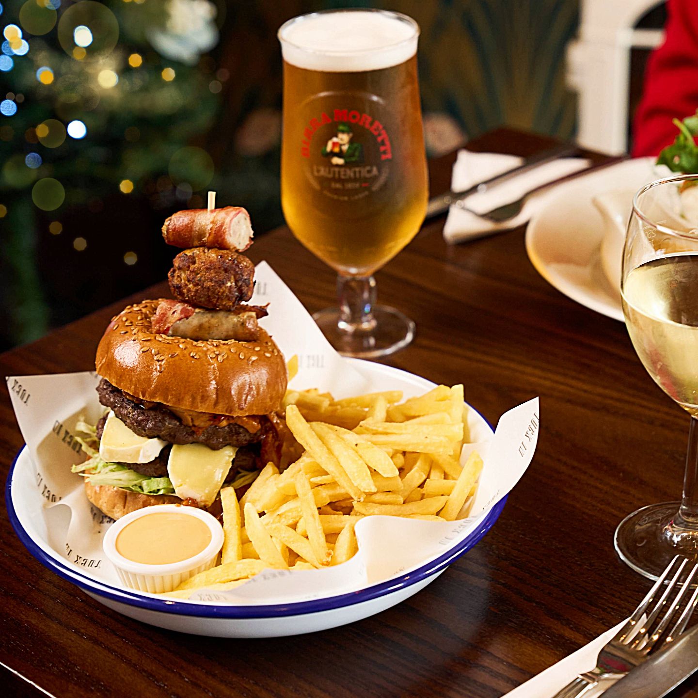 Festive Lunch & Dinner at The Heath Hotel in Cardiff